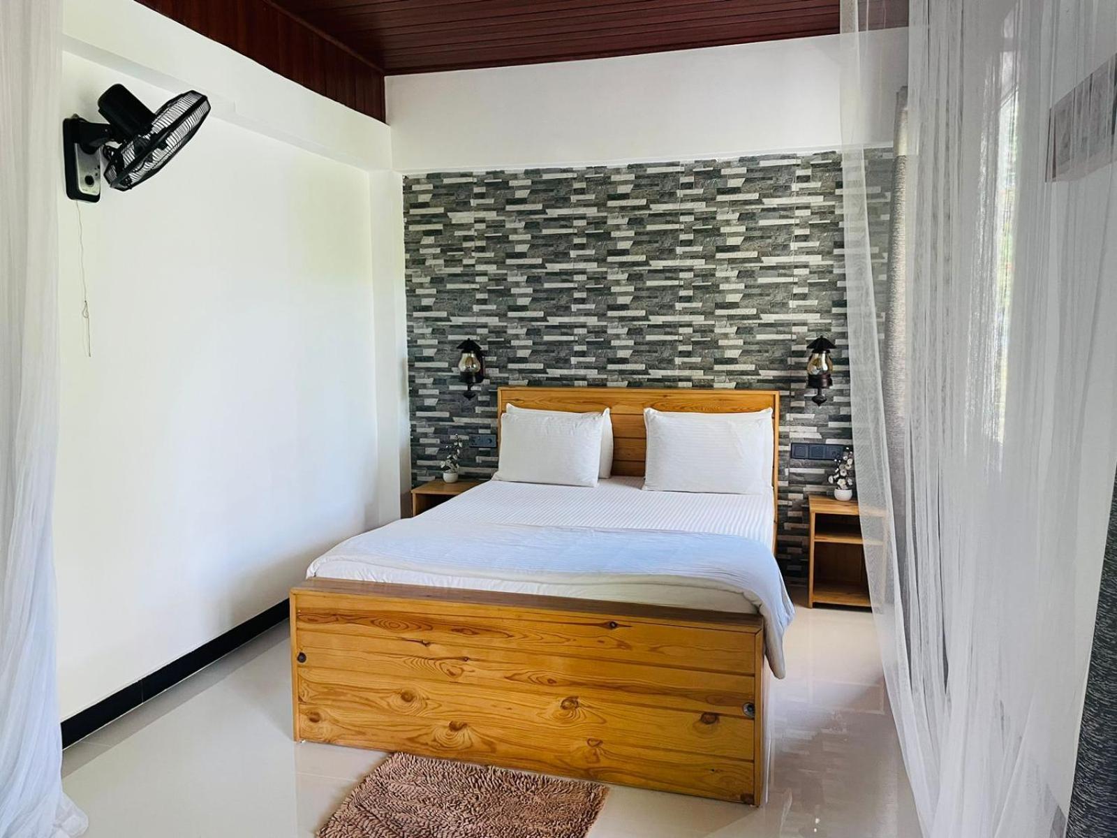 Dhanudi Homestay Елла Екстер'єр фото