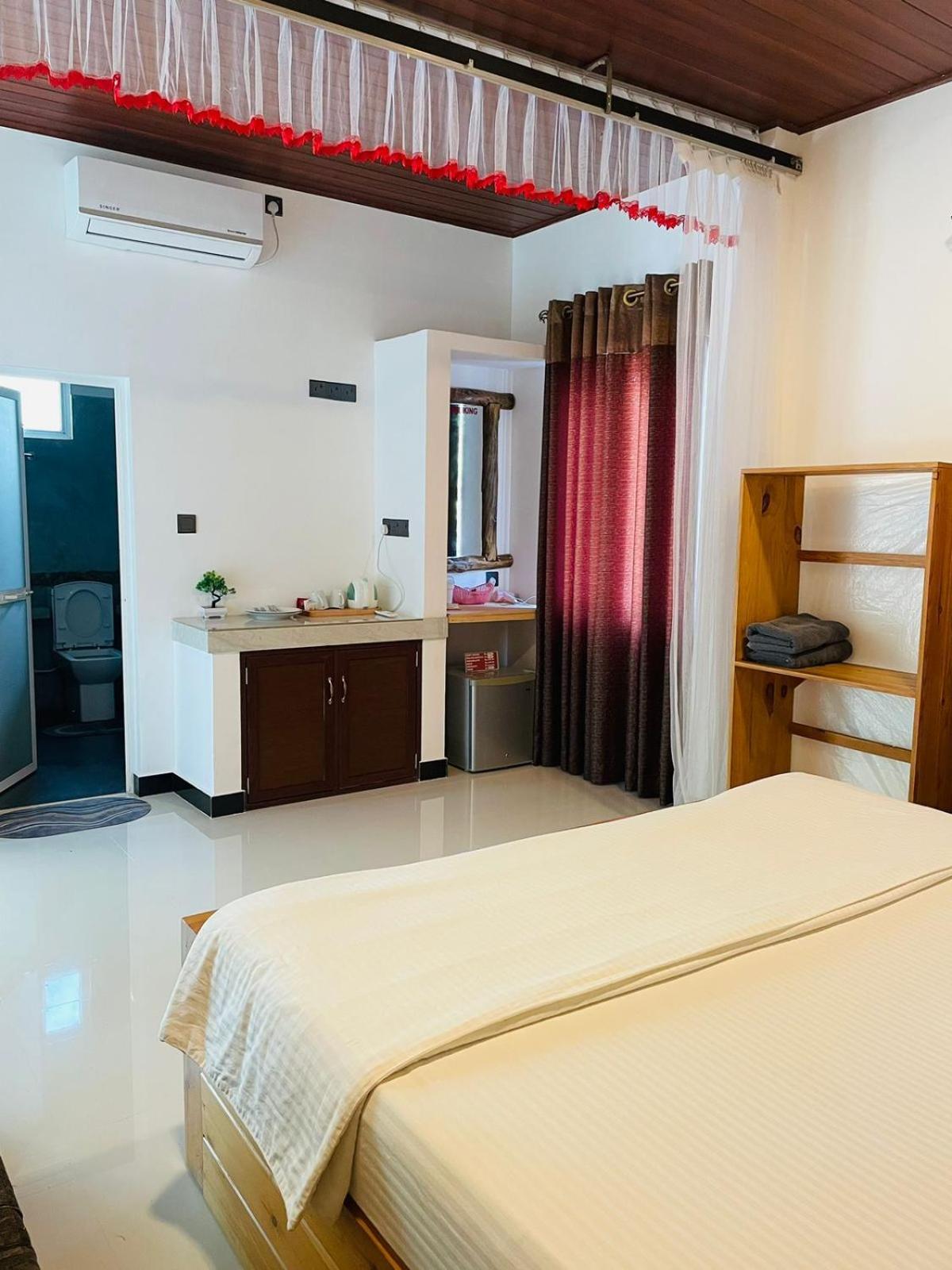 Dhanudi Homestay Елла Екстер'єр фото